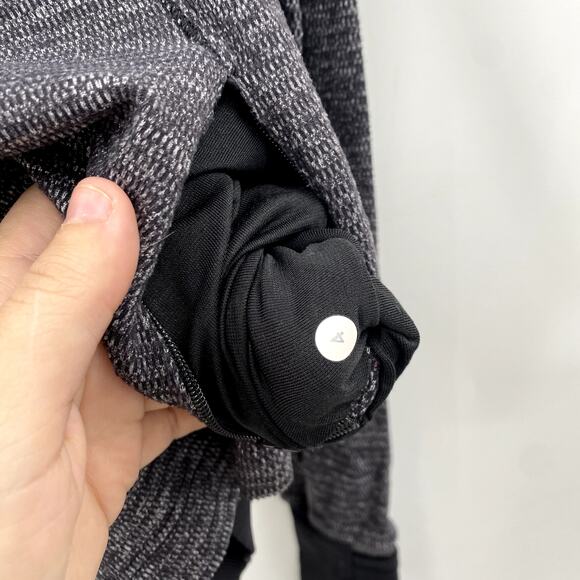 Lululemon gray half zip runderful pullover - Picture 5 of 5